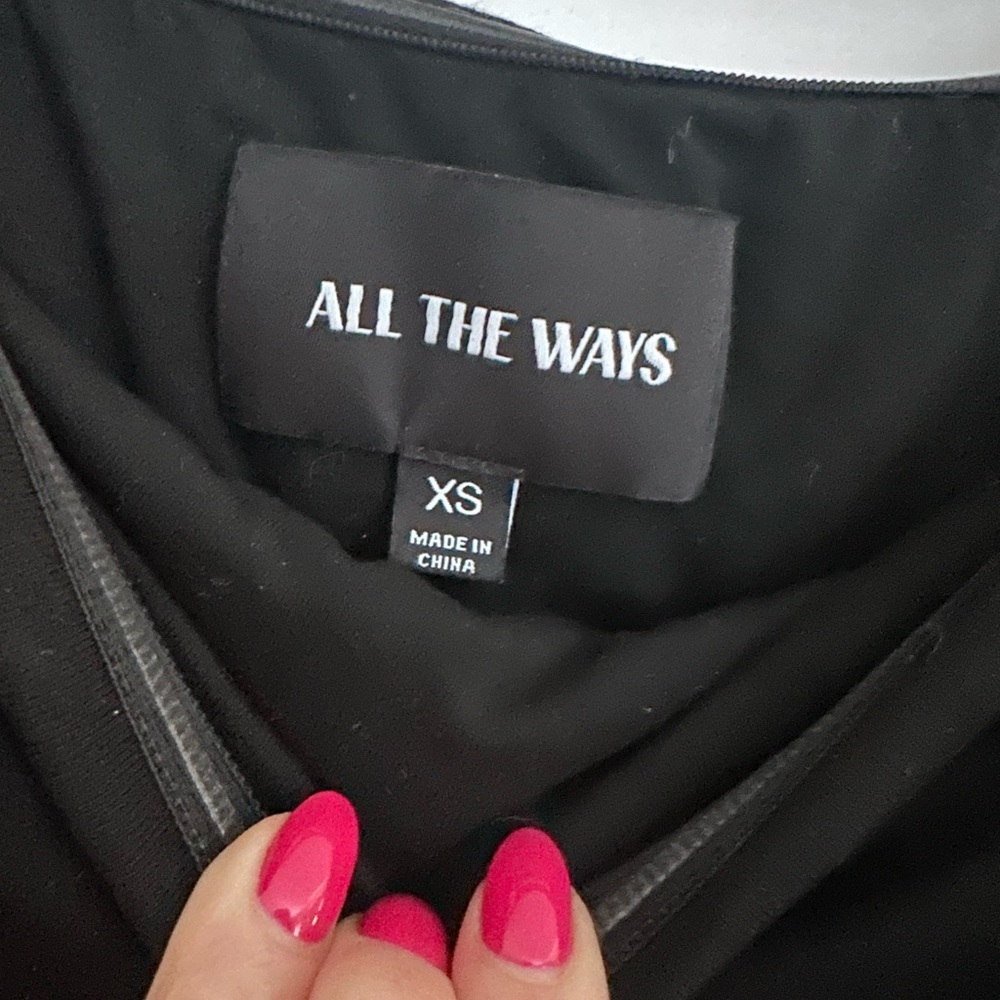 Chic Off-Shoulder Black Mini Dress - Picture 6 of 7